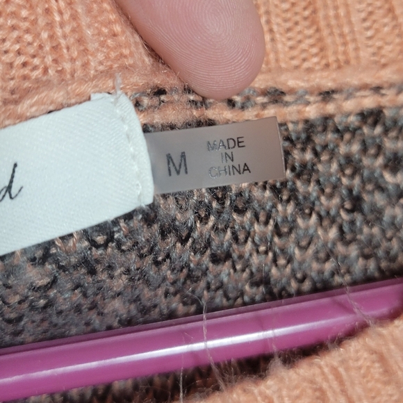 Mustard Seed Women's medium Fuzzy Knit Leopard Pullover Sweater Pink Rose - Picture 5 of 5